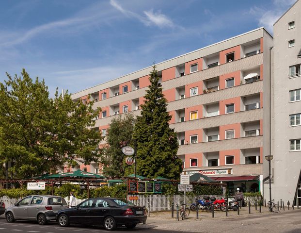 Singles aufgepasst: Schickes City-Apartment mit Balkon wartet auf Sie! - Photo 1