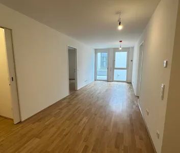ZU HAUSE DIREKT AN DER U3 MIETE - Foto 2