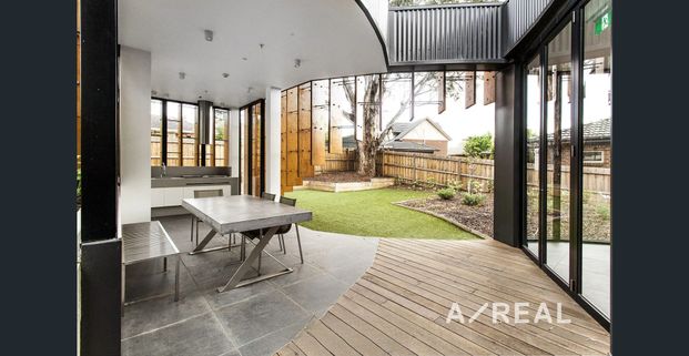 Modern Apartment Living in the Heart of Blackburn - Photo 1