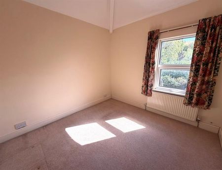 3 Bedroom Semi Detached To Let - Photo 3