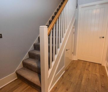 3 bedroom semi-detached house to rent - Photo 2
