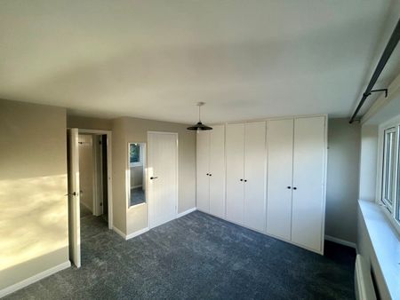 2 Bed Flat, Moorfield Court, B73 - Photo 2