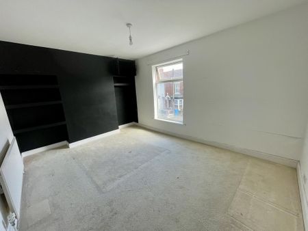 2 bedroom end of terrace house to rent - Photo 5