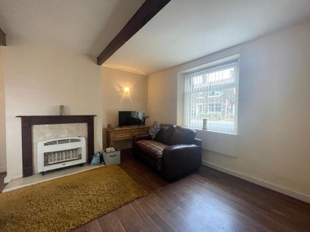 2 bedroom terraced house to rent - Photo 5