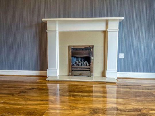 5 bedroom detached house to rent - Photo 1