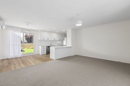 5 Pleasant Street, Newtown - Photo 4