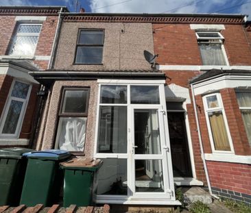 4 Bed Terraced House For Rent - Photo 5