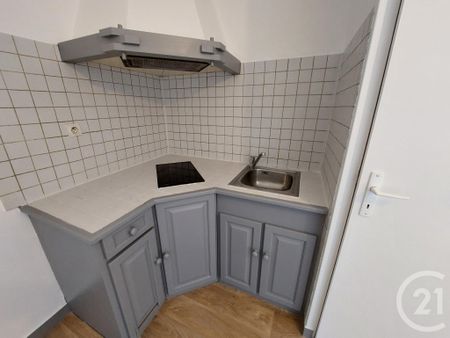 Location Appartement 2 pièces 25m² BRIVE LA GAILLARDE 19100 - Photo 3