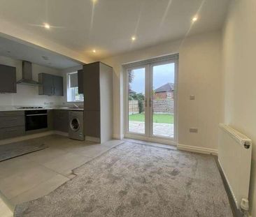 Claife Avenue, Manchester, M40 - Photo 6