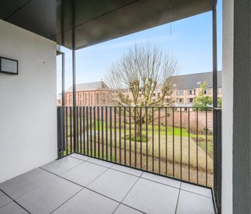 Appartement met 2 slaapkamers en terras op een toplocatie! - Photo 1