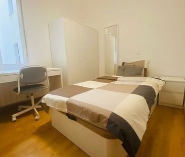 Calle del Príncipe de Vergara, Madrid, Community of Madrid 28016 - Photo 3