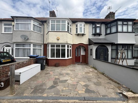 3 Bedroom House To Let - Photo 1