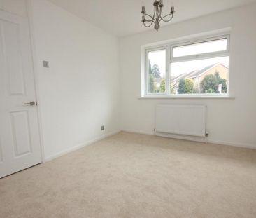 3 bedroom terraced house to rent - Photo 6