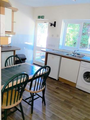 4 bedroom house to rent - Photo 1