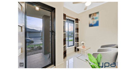 Modern Family Comfort in a Premium Tarneit Location !! - Photo 2
