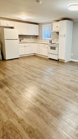 For Lease - 35 Harland Crescent, Ajax, Ontario - Photo 3