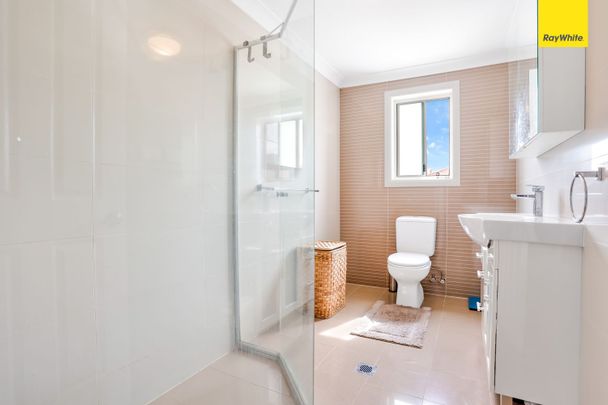 IMPECCABLE HOME - Photo 1