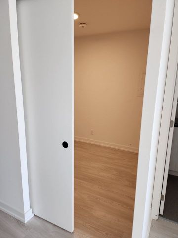 For Lease - 35 Parliament Street Unit# 1606, Toronto, Ontario - Photo 3