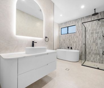 Brand New Spacious Modern Duplex - Photo 6