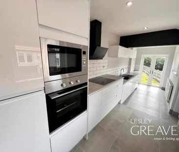 2 bedroom semi-detached house to rent - Photo 2