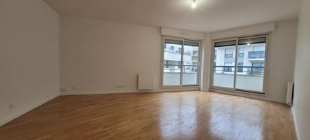 Location Appartement 3 pièces 71m² ISSY LES MOULINEAUX 92130 - Photo 4