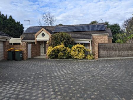 2-bedroom shared house / townhouse, Rodda Road - Photo 5