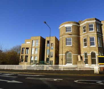 2 bedroom flat to rent - Photo 6