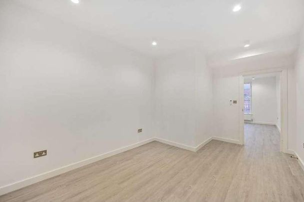 Wimbledon Hill Road, Wimbledon, SW19 - Photo 1