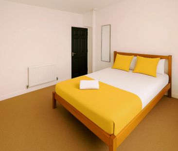 4 Bed 1 Bath - Photo 4