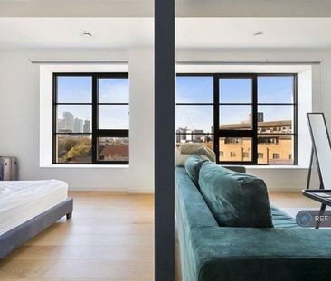 Studio to rent - Photo 5