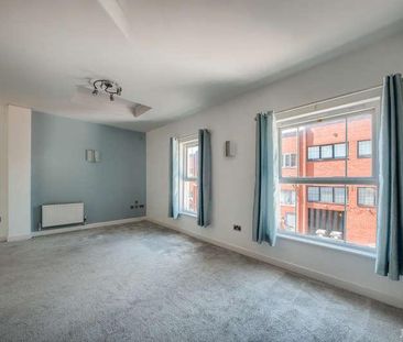 St Michael's Court, Warstone Parade East, Jewellery Quarter, B18 - Photo 2