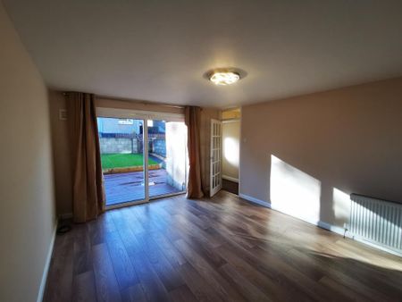 3 bedroom terraced house to rent - Photo 2