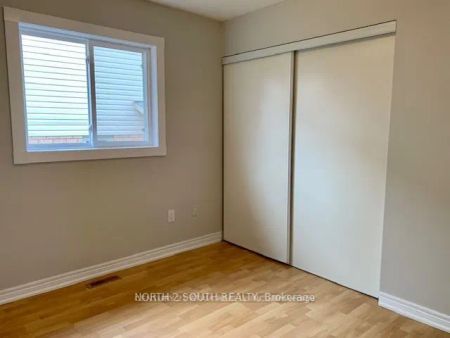 29 Gore Drive #Upper - Photo 2