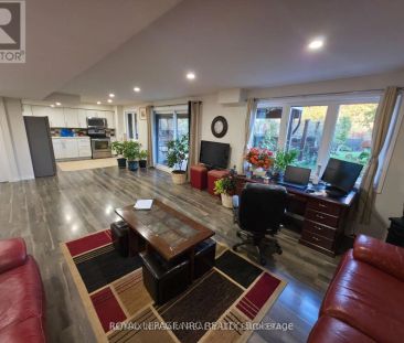 7879 BUCKEYE CRESCENT - Photo 1