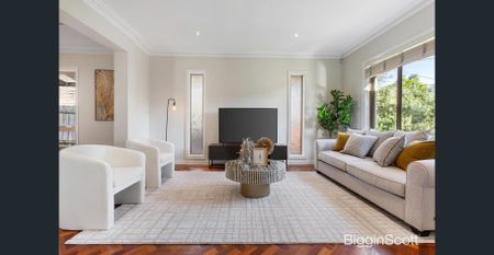 Modern Comfort with Convenient Access to All - Photo 3