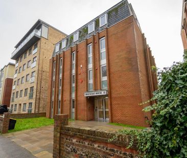 1 bedroom flat to rent - Photo 6