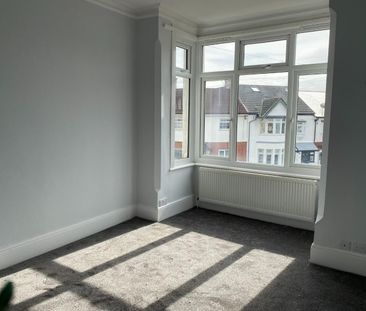 2 Bedroom Flat - Photo 4