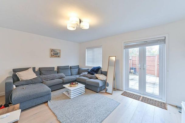 3 bedroom house to rent - Photo 1