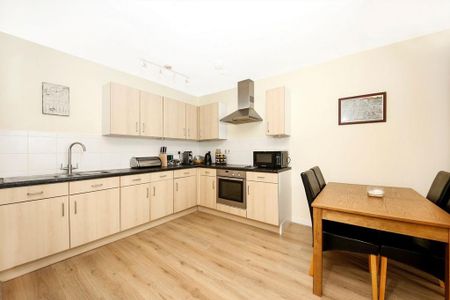 1 bedroom flat to rent - Photo 3