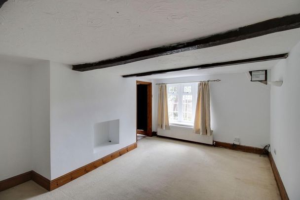 4 bedroom property to rent - Photo 1