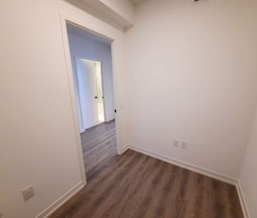 For Lease - 8 Interchange Way Unit# 915, Vaughan, Ontario - Photo 5