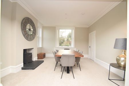 6 bed detached house to rent in High Street, Cloughton, YO13 - Photo 3