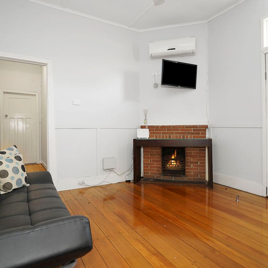 34 King Street, Waratah West. - Photo 1