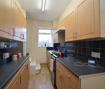 High Street, Ossett - Photo 3