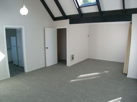 10/21-23 Amapur Drive, Khandallah - Photo 1