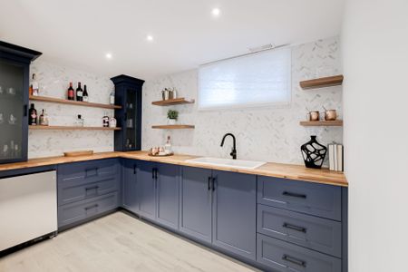 For Lease - 71 Roseland Drive, Toronto, Ontario - Photo 2