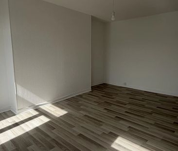 Location Appartement 2 pièces 52m² BOULOGNE SUR MER 62200 - Photo 2
