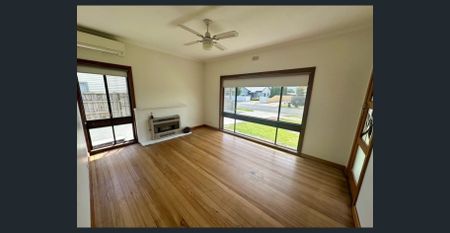 LOCATION, LOCATION, LOCATION - Photo 2