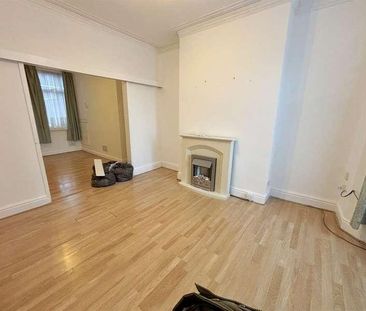 Highfield, Scarborough, YO12 - Photo 2