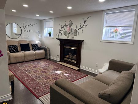 For Lease - 1540 Manorbrook Crt. N/A Unit# Legal Basement Apartment, Mississauga, Ontario - Photo 4